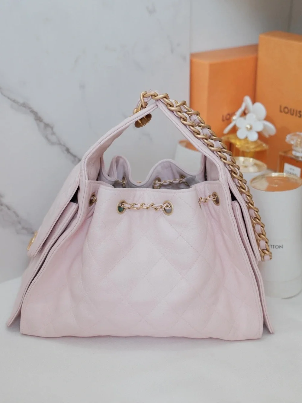 C25 Chanel Hobo Small Light Pink Bag